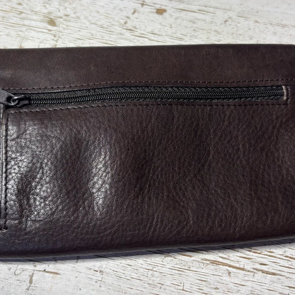 Amity Genuine Leather Outer Vintage Wallet EPC - Picture 2 of 4